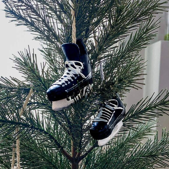 Hockey Skates Winter Ornament - Picture 6 of 9